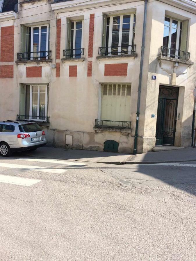 Gite De La Princerie - Studio Proche Gare - Centre Ville - Gere Par Presta-Zen'Services ヴェルダン・シュル・ムーズ エクステリア 写真